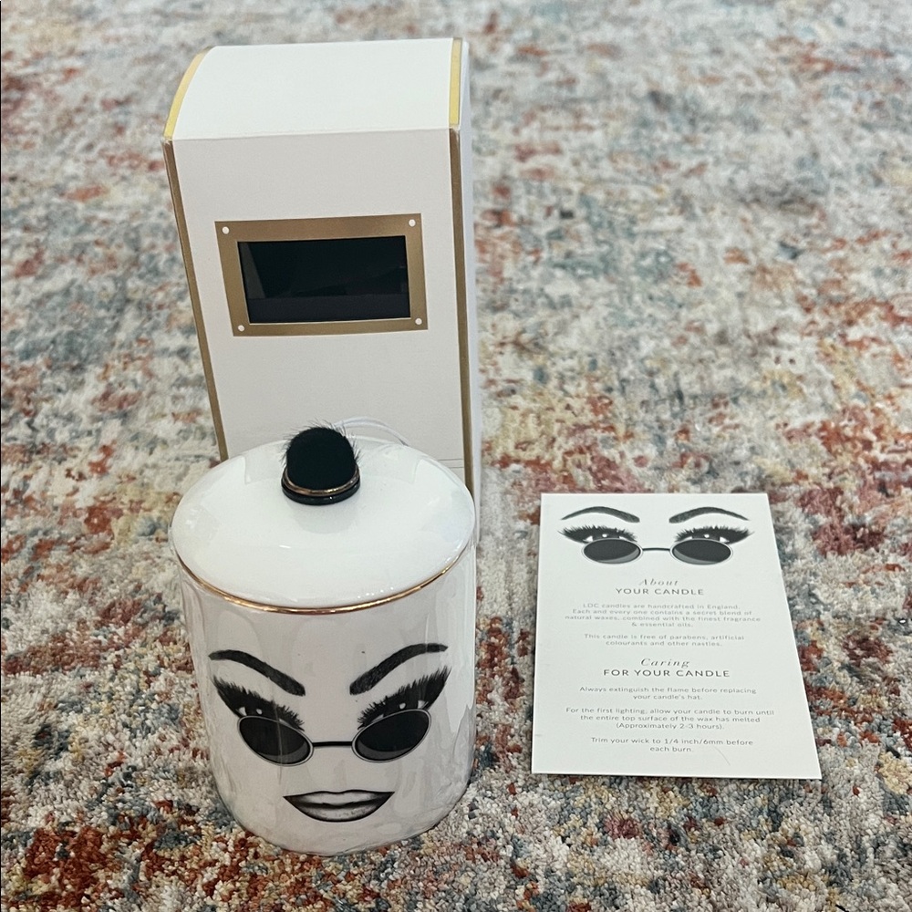 Lauren Dickinson Clarke Peacemaker Candle